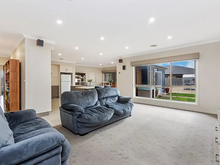 Fifth view of Homely house listing, 8 Sanford Court, Portland VIC 3305
