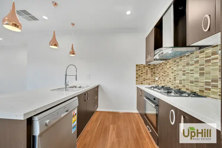 34 VENTASSO STREET, Clyde North VIC 3978