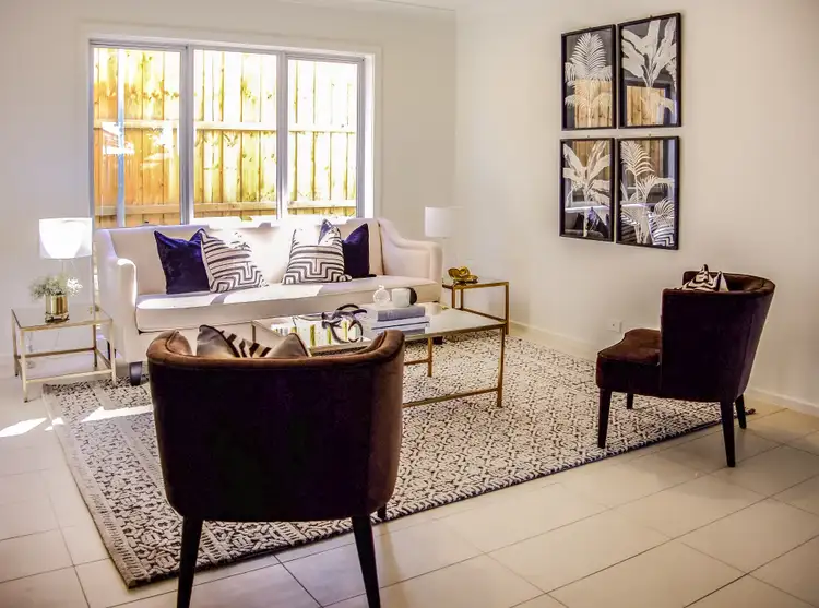 11 Bartholomew Circuit, Moorebank NSW 2170
