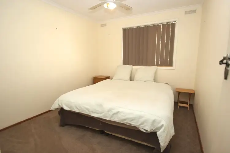 Sixth view of Homely house listing, 5 ALLAMBIE CRESCENT, Wodonga VIC 3690