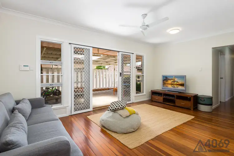 4 Oxley Road, Chelmer QLD 4068