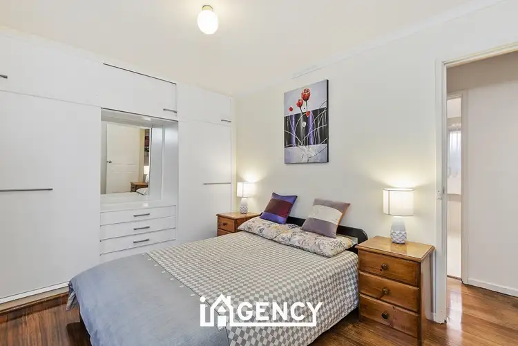 Fifth view of Homely house listing, 10 Cormorant Close, Endeavour Hills VIC 3802