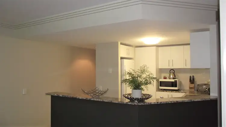 307/89 Landsborough Avenue