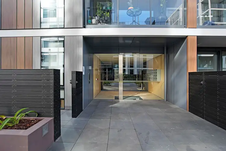Second view of Homely apartment listing, 2/8B Evergreen Mews, Armadale VIC 3143