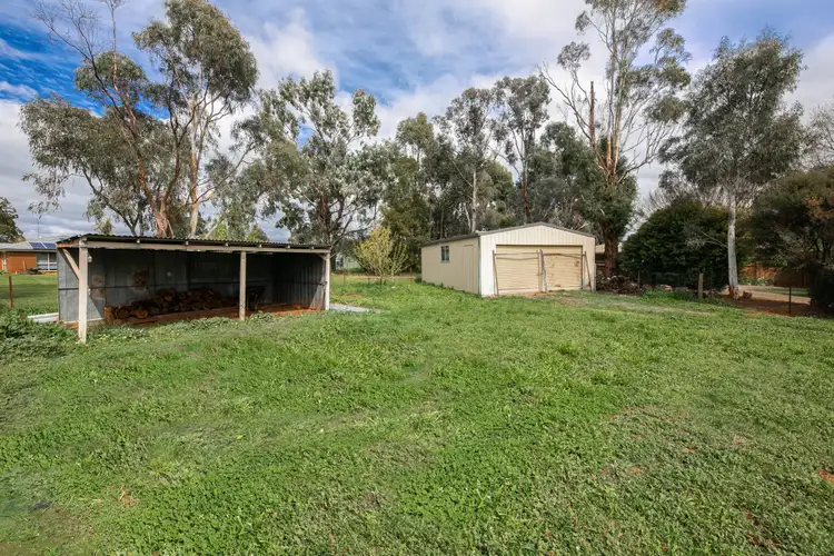 Fourth view of Homely house listing, 10 Hemphill Court, Lancefield VIC 3435