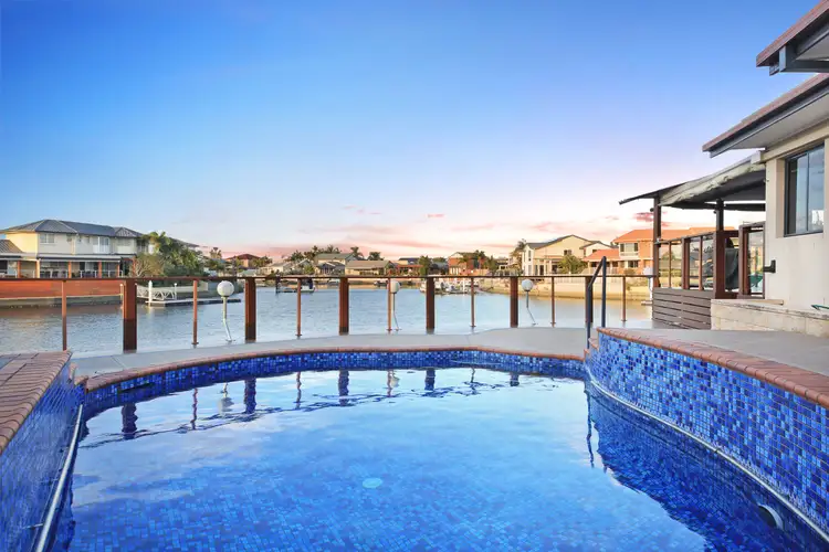 8 Lobster Pot Place, Runaway Bay QLD 4216
