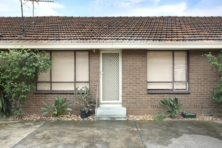 2/6 Bruce Street, Laverton VIC 3028