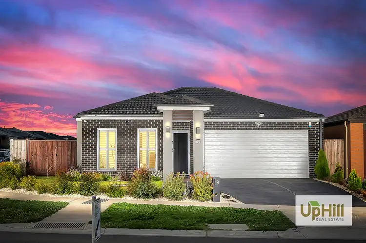 9 WESTBOURNE STREET, Clyde North VIC 3978