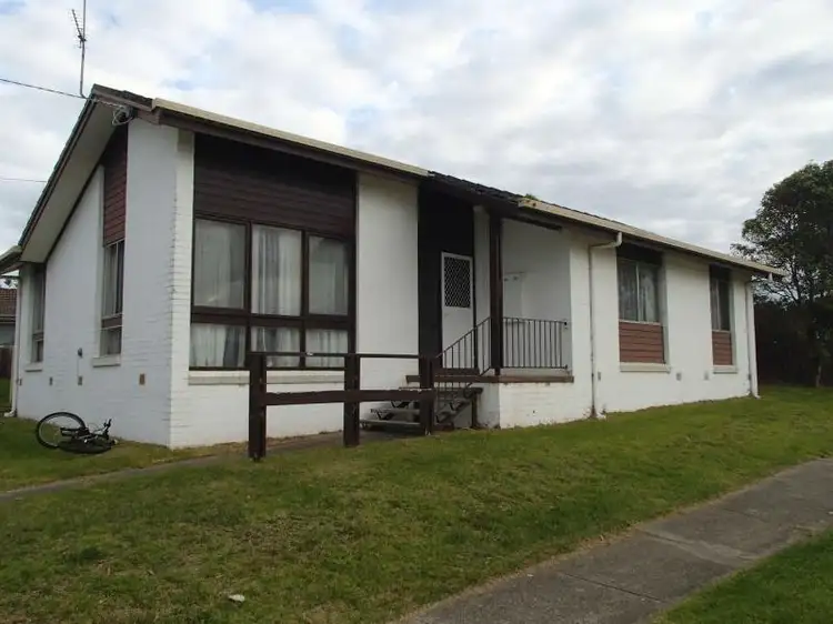 16 Bolwarra Court