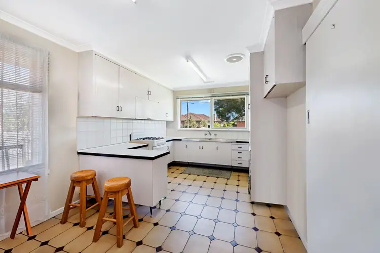 Fifth view of Homely house listing, 14 Palm Beach Crescent, Mount Waverley VIC 3149
