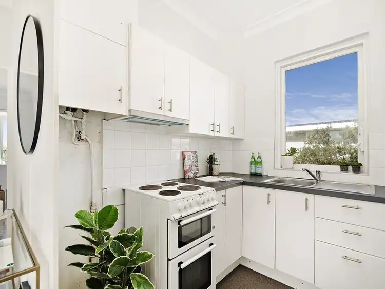 Third view of Homely apartment listing, 4/2 Military Road, North Bondi NSW 2026