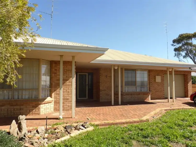 4 Smith Grove