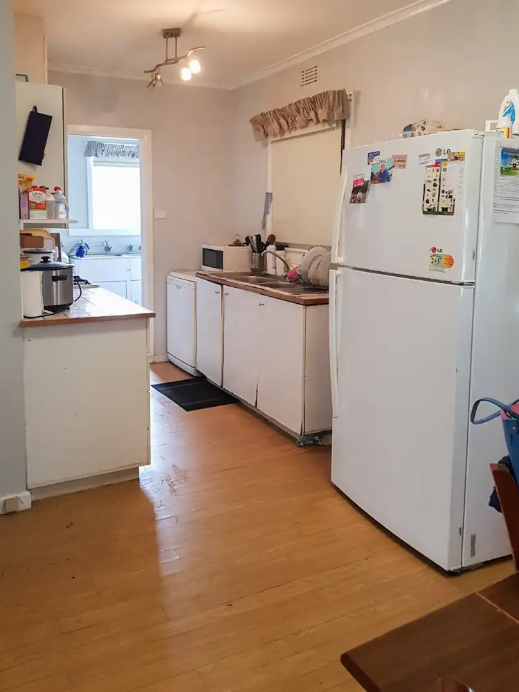 Fifth view of Homely unit listing, 1/9 Lewis Grove, Mount Waverley VIC 3149