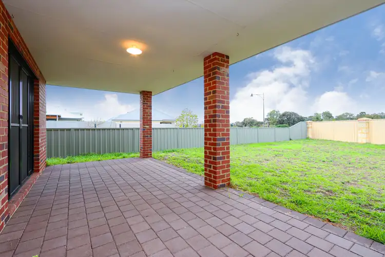 Sixth view of Homely house listing, 4 Fairlead Link, South Guildford WA 6055