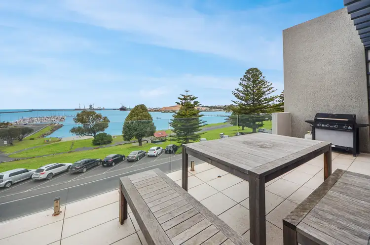 3A/111 Bentinck Street, Portland VIC 3305