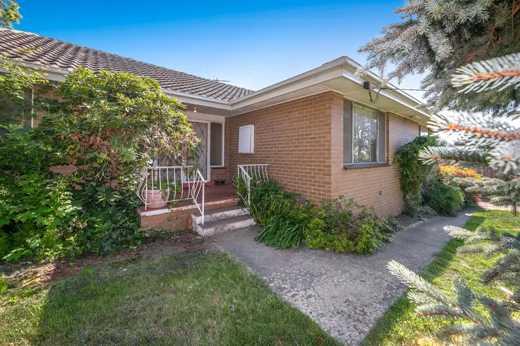 54 Stawell Street, Romsey VIC 3434
