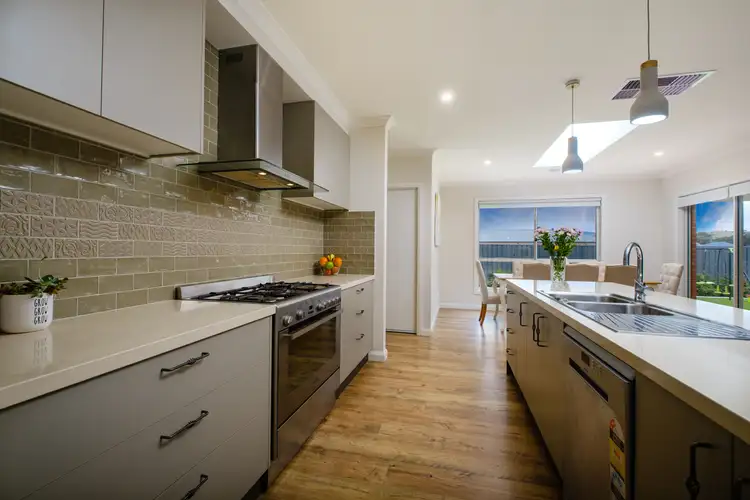 Seventh view of Homely house listing, 2 Stirling Way, Thurgoona NSW 2640