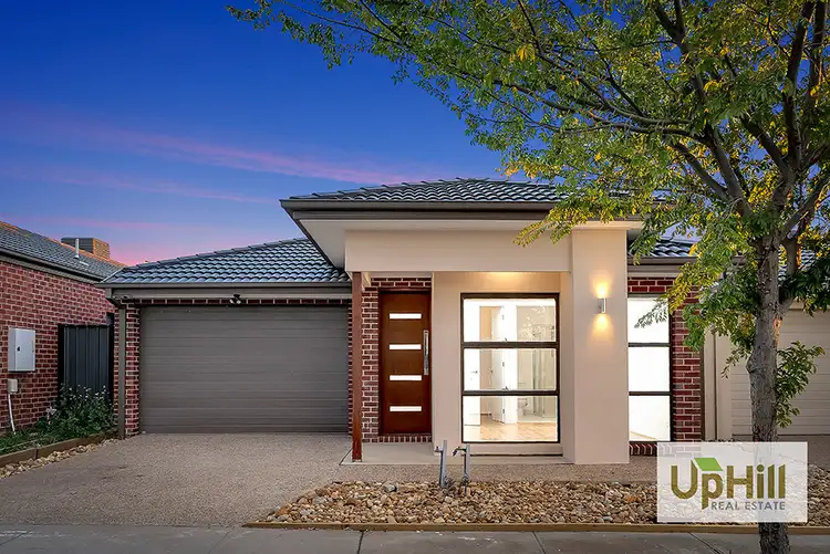 36 VENTASSO STREET, Clyde North VIC 3978