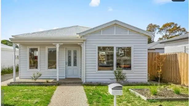 2/70 Atkinson Street, Ballan VIC 3342