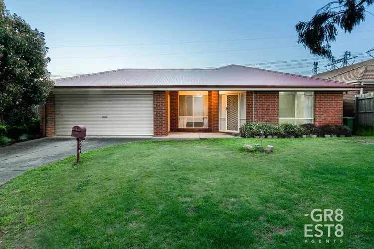 92 Langbourne Drive, Narre Warren South VIC 3805