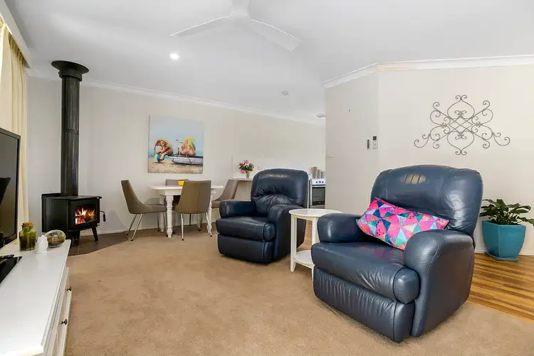 Third view of Homely unit listing, Unit 6/56 Brantome Street, Gisborne VIC 3437