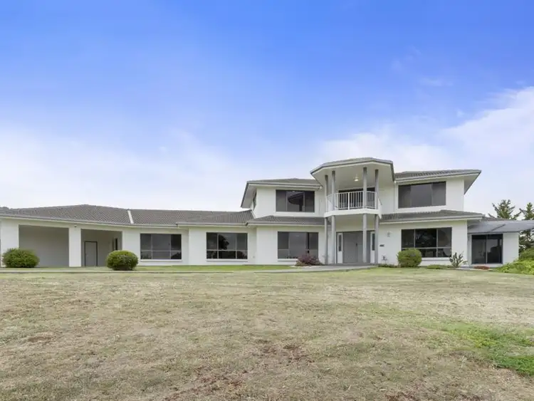 24 Manning Boulevard, Darley VIC 3340