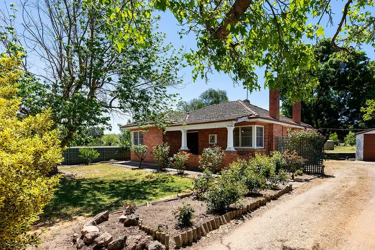 1 Hilliers Street, Newstead VIC 3462