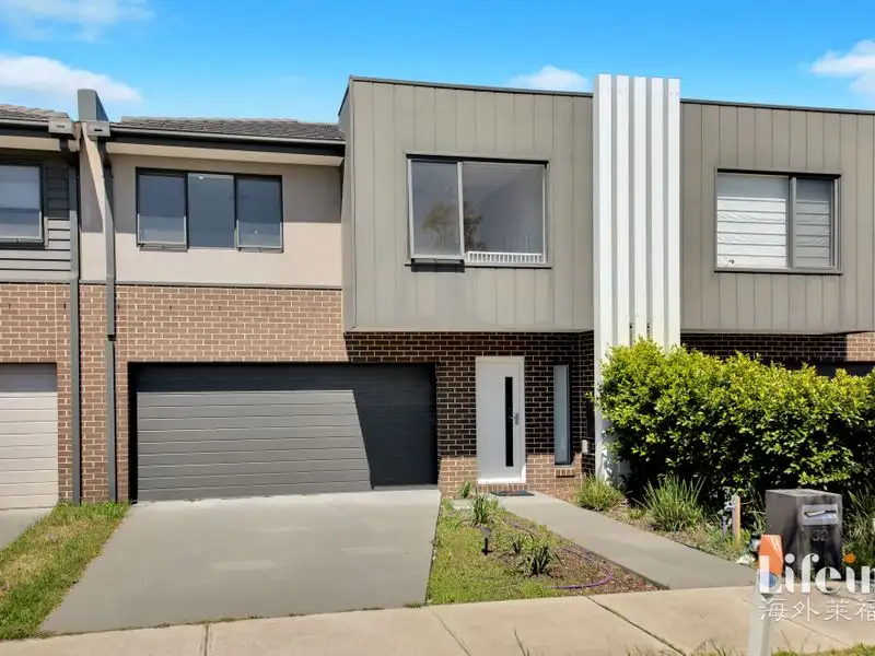 Main view of Homely townhouse listing, 32 Linden Drive, Keysborough VIC 3173