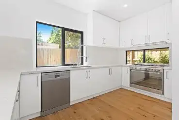 Seventh view of Homely townhouse listing, 2/34 Peter Street, Box Hill North VIC 3129