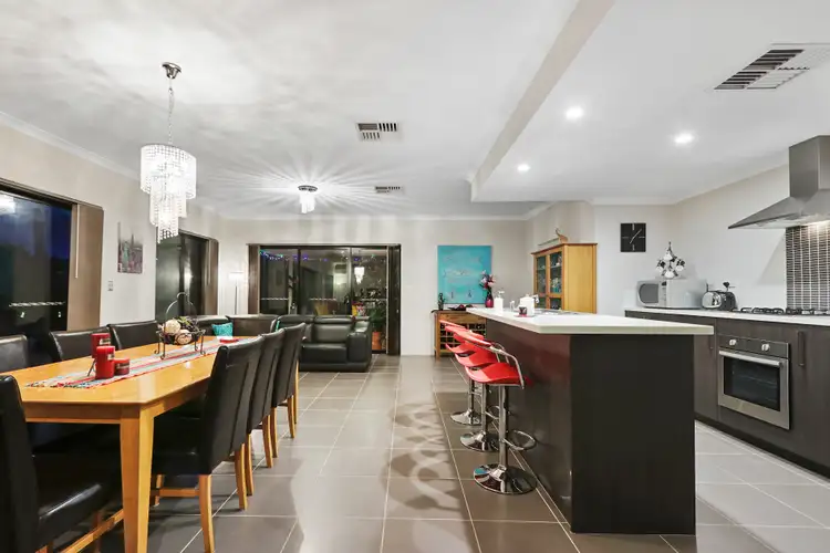 Seventh view of Homely house listing, 4 Artizan Pass, Piara Waters WA 6112