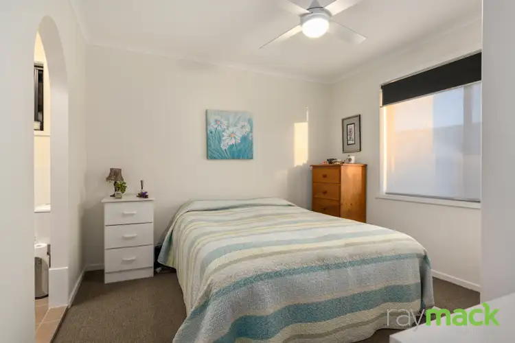 Sixth view of Homely unit listing, 2/585 Heathwood Avenue, Lavington NSW 2641