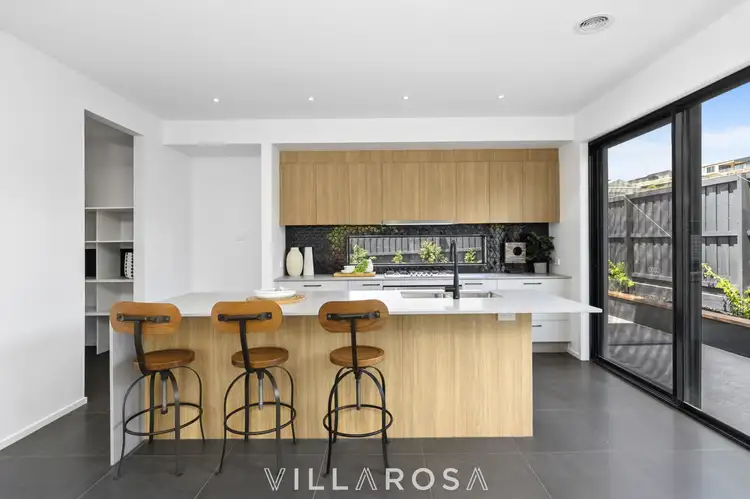 151 Stoneleigh Crescent, Highton VIC 3216