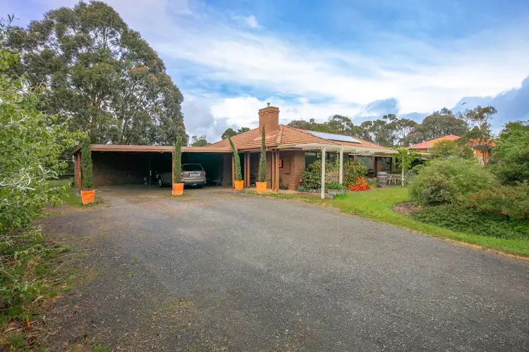 3 Whelans Place, Romsey VIC 3434