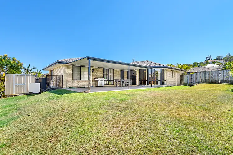 2 Beaumont Crescent, Pacific Pines QLD 4211