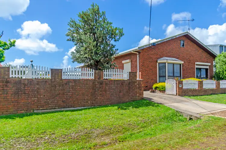 6 Beverley Street, Portland VIC 3305