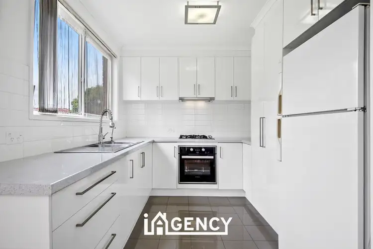 Second view of Homely house listing, 2 Rhus Close, Endeavour Hills VIC 3802
