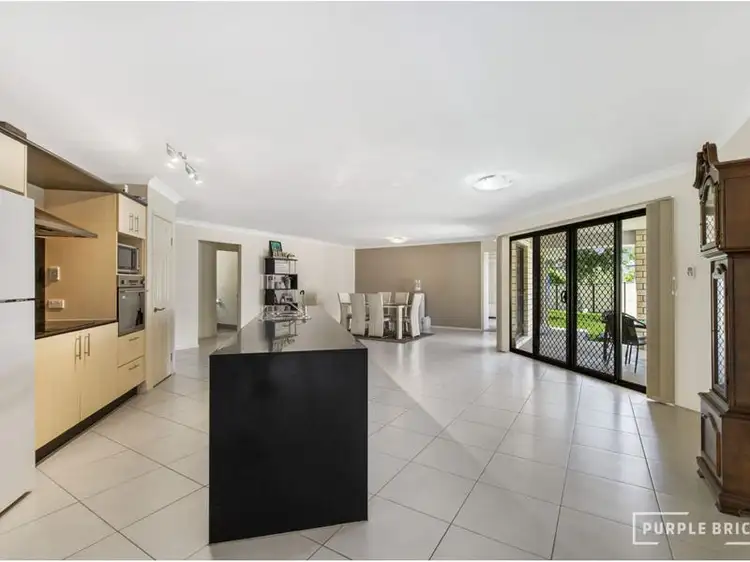 6 Donegal Street, Morayfield QLD 4506