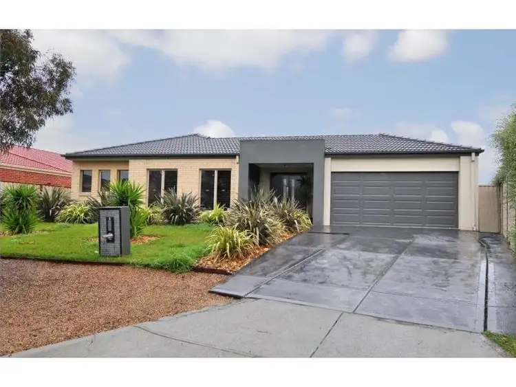 Main view of Homely house listing, 8 Gunuwarra Road, Cairnlea VIC 3023