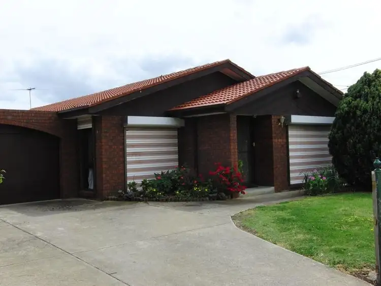 15 Ambon Avenue, Deer Park VIC 3023