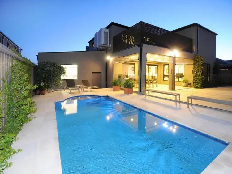 Main view of Homely house listing, 7 Lynne Maree Avenue, Cairnlea VIC 3023