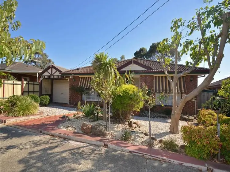 6 Abercairn Court, Deer Park VIC 3023