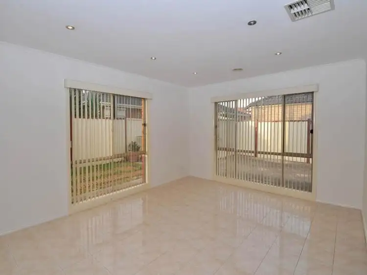 Seventh view of Homely house listing, 21 Sunnybrae Circuit, Cairnlea VIC 3023