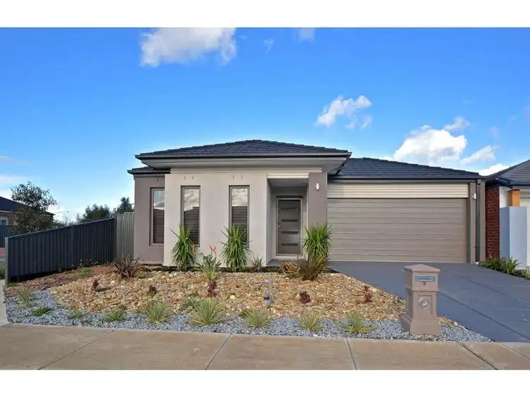 3 Loxwood Court, Deer Park VIC 3023