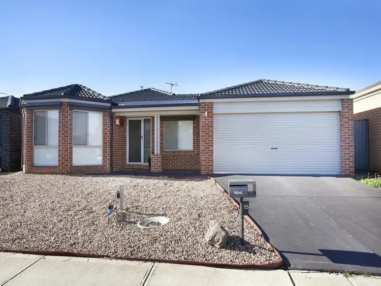 15 Clairview Road, Deer Park VIC 3023