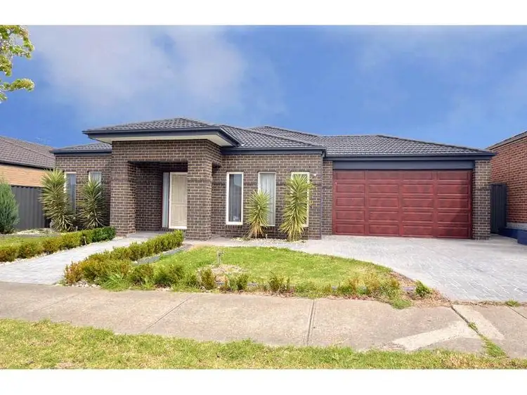 Main view of Homely house listing, 16 Sunnybrae Circuit, Cairnlea VIC 3023