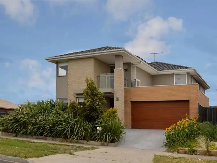 55 Duncombe Parkway, Deer Park VIC 3023