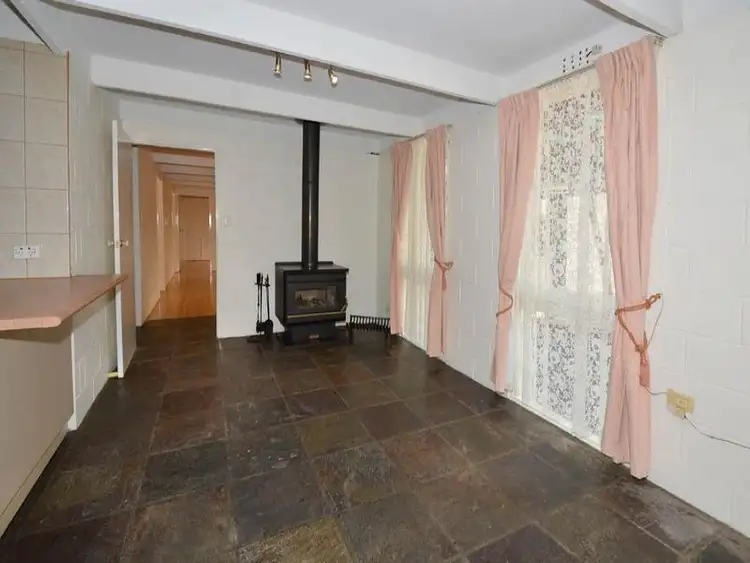 Sixth view of Homely house listing, 2 Odell Close, Deer Park VIC 3023