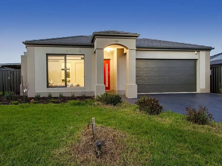 39 Clairview Road, Deer Park VIC 3023