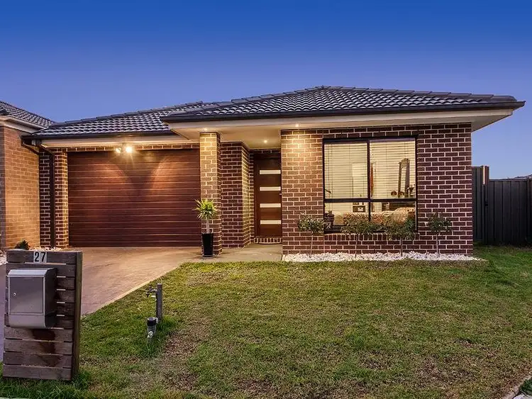 27 Loxwood Court, Deer Park VIC 3023