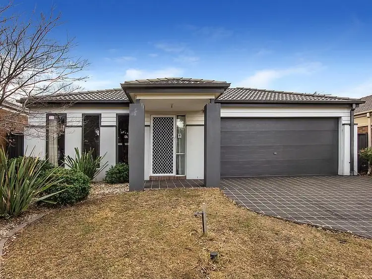 23 Howard Place, Deer Park VIC 3023